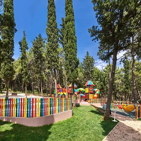 Ribarska Koliba Апарт-отель 4*