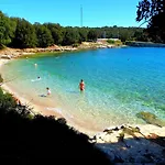 Ribarska Koliba Apartmanhotel Póla