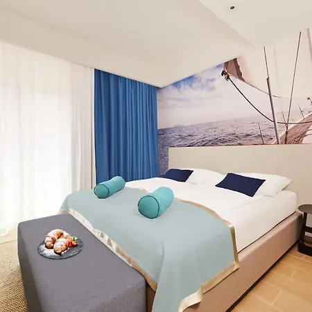 Ribarska Koliba 4*