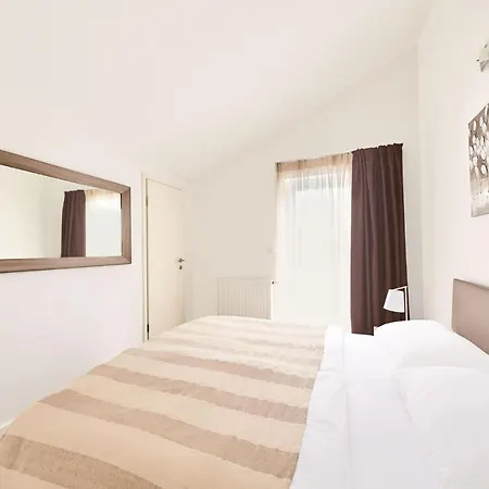 Ribarska Koliba 아파트호텔 4*