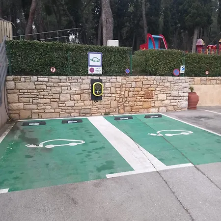 Ribarska Koliba 4*