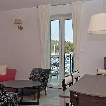 Ribarska Koliba 4* Pula